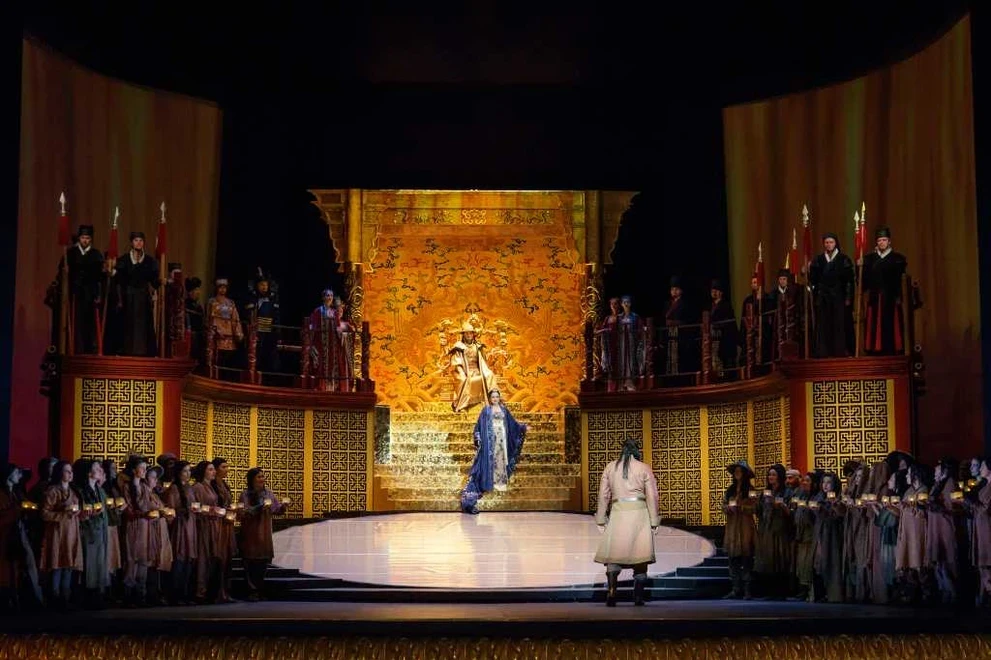 Turandot.jpg Turandot.jpg
