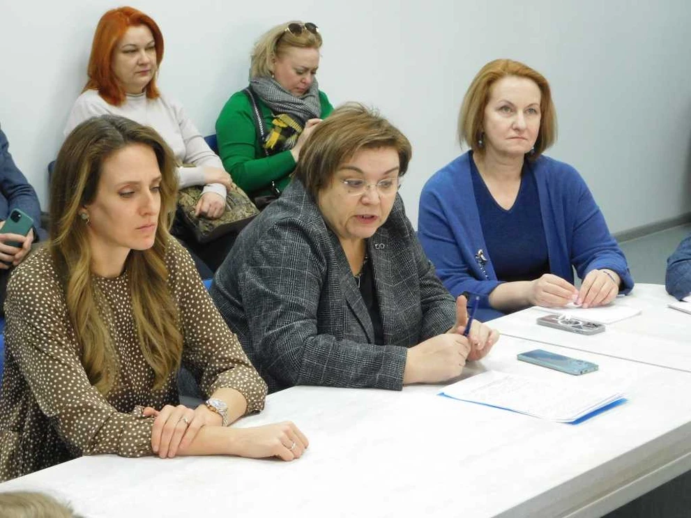 В центре - Людмила Половинкина DSCN0876.JPG