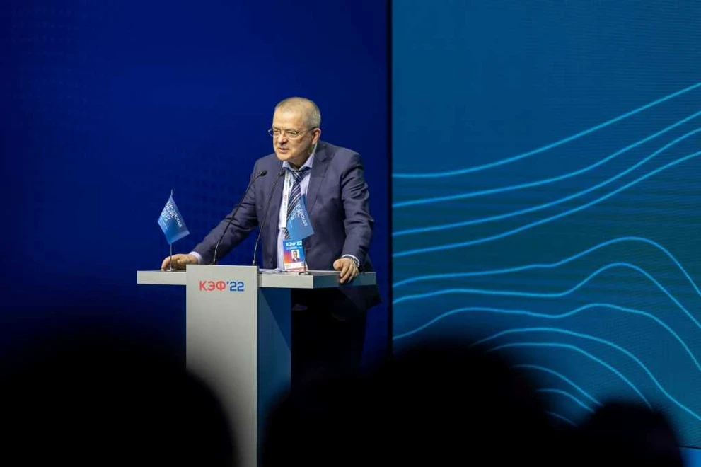 Андрей Грачёв на КЭФ-22 Грачев.jpg