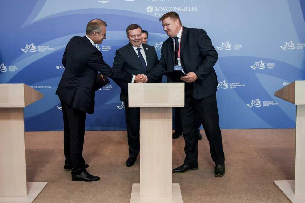 Трёхстороннее соглашение подписано AC4O2514.jpg