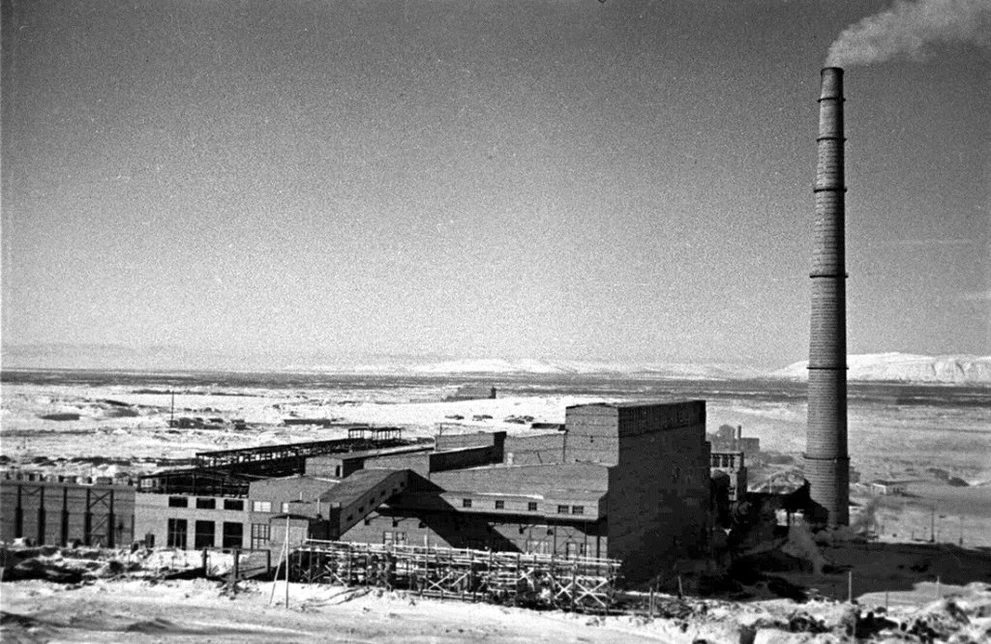 Большой металлургический завод 1942 год Большой металлургический завод 1942 год.jpg