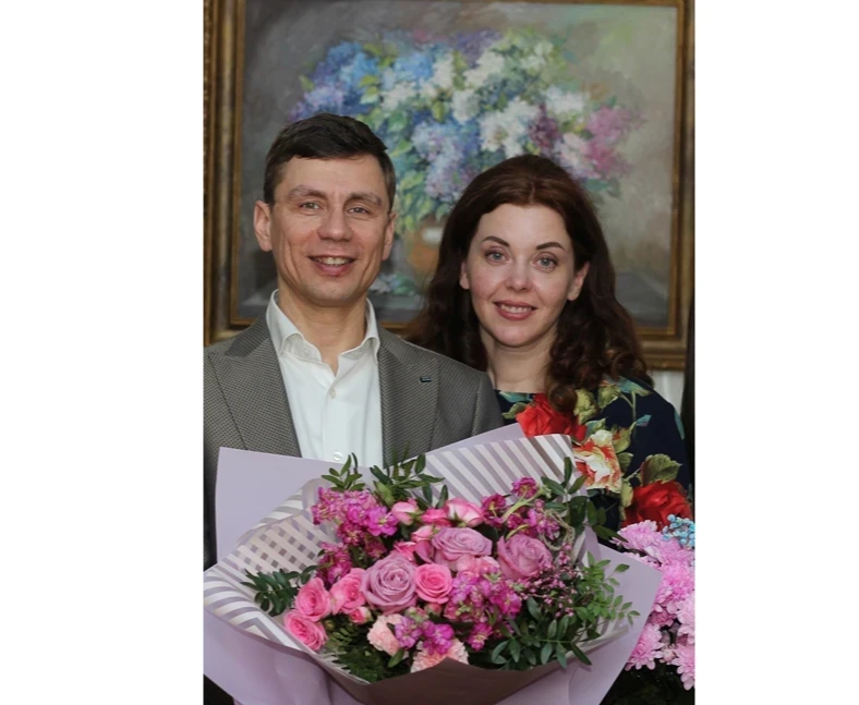 Максим и Ирина Моисеенко: как творчество даёт силы многодетной семье?
