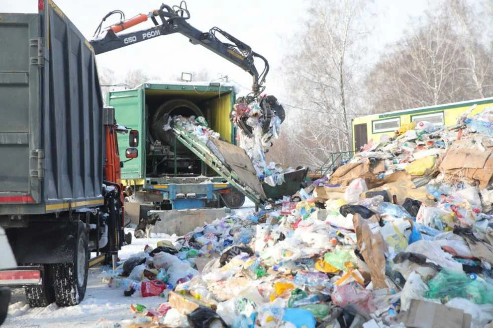 За праздники в Новосибирской области вывезли 145 тонн стеклянных отходов