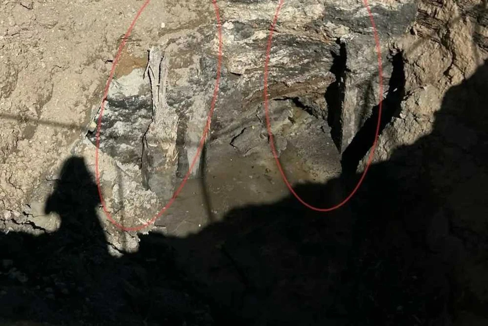 В Барнауле во время коммунальных работ нашли старинные постройки