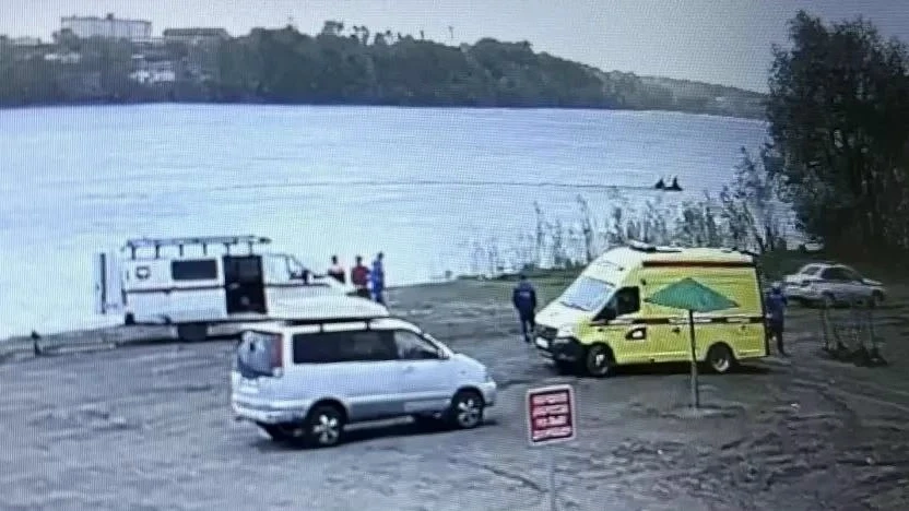 На Алтае женщина погибла, прыгнув с коммунального моста в реку
