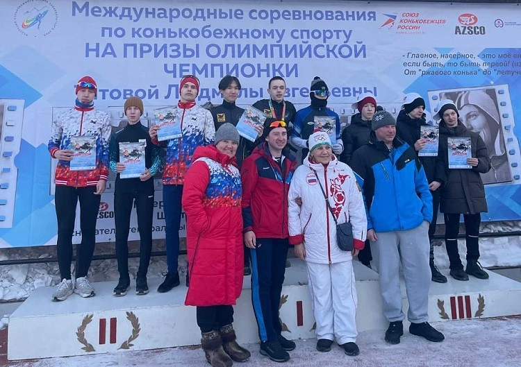 Кемеровские конькобежцы стали победителями и призёрами соревнований в Чите 