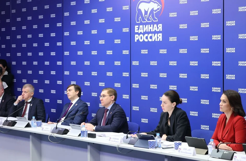 Выполнение народной программы «Единой России» обеспечило местами в школах 1,1 миллиона учеников по всей стране