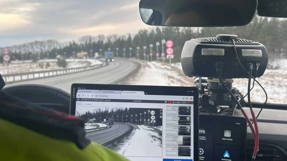 На загородных трассах Красноярского края усилят контроль за автомобилистами  