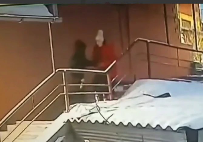 Обвиняемый в грабеже и угрозах житель Красноярска предстанет перед судом