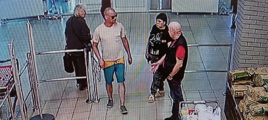 В Омской области ищут лысого автоугонщика