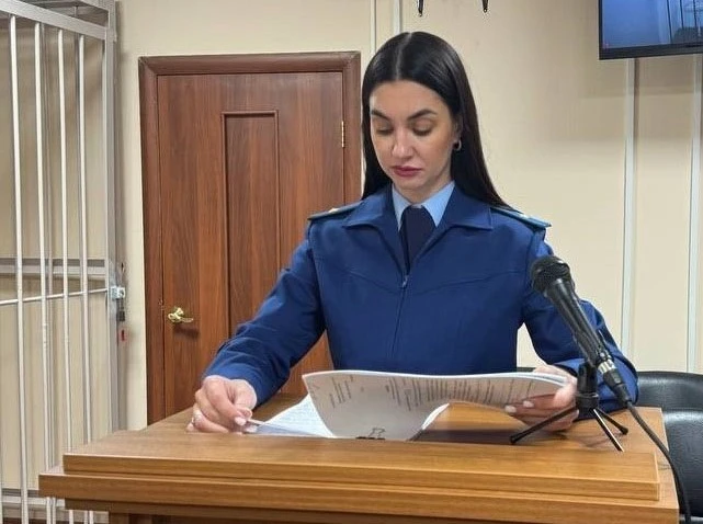 В Хакасии суд отклонил апелляцию мужчины, скинувшего знакомую из окна 