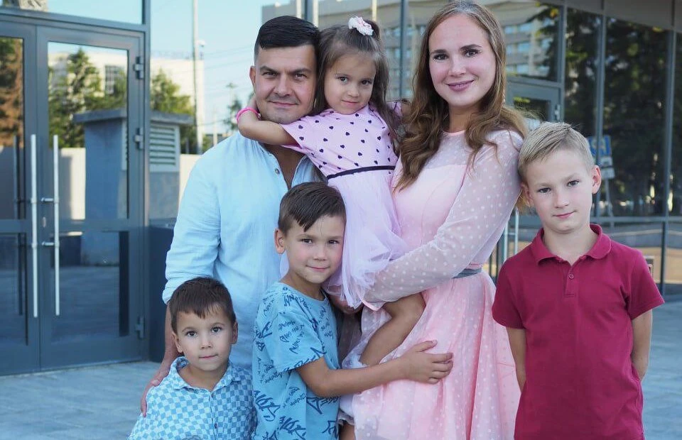Красноярская семья Потерайло получила медаль «Родительская слава»