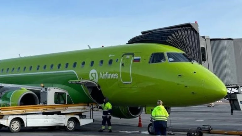 В Новосибирск вернулся самолёт S7 из-за технической неисправности 