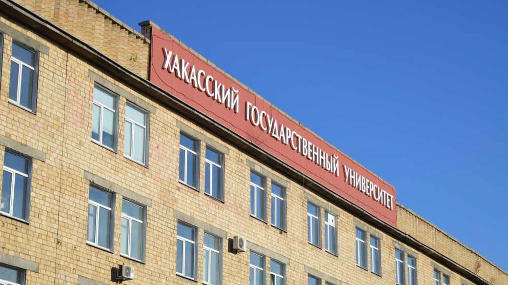 Более 300 хакасских школьников вышли в финал олимпиады по хакасскому языку и литературе
