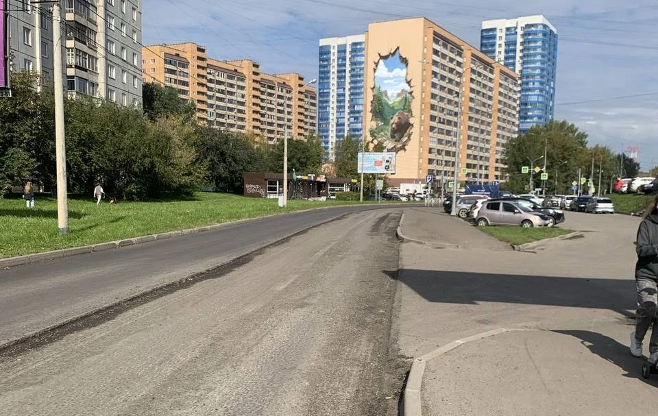 На острове Отдыха в Красноярске подрядчик устраняет недостатки ремонта дорог