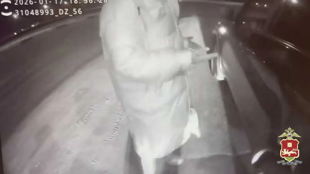 Полиция Хакасии помогла автоледи с детьми, застрявшей на дороге в мороз