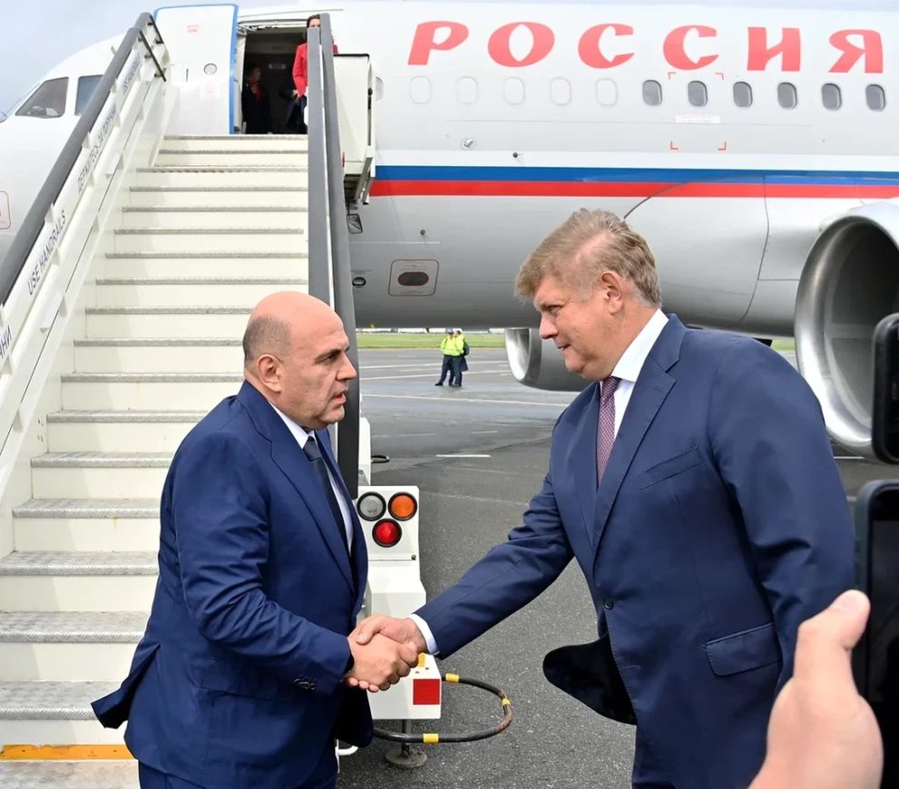 Анатолий Серышев сопровождает Михаила Мишустина в рабочей поездке в Омск