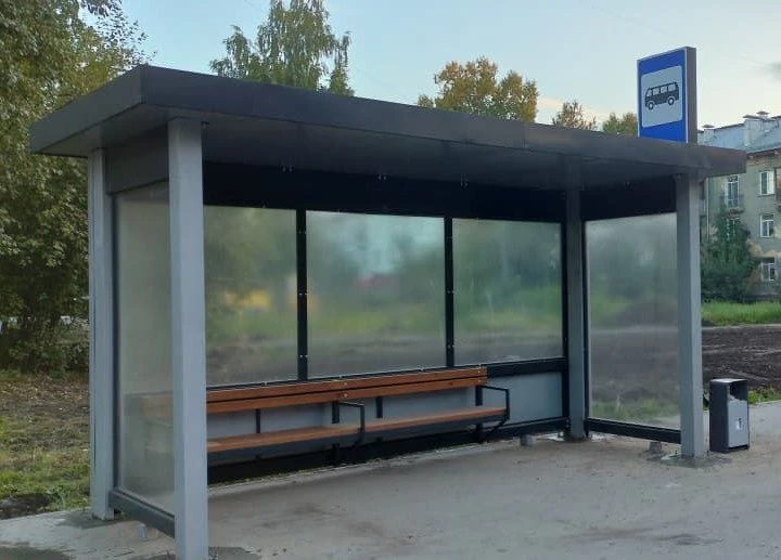 В Новосибирске в 2025 году установят 227 новых остановочных павильонов