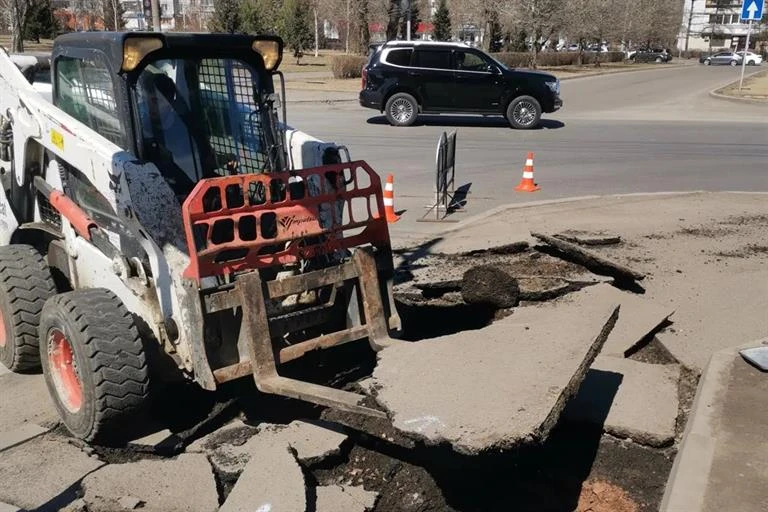 В Красноярске начались работы по благоустройству улицы Копылова