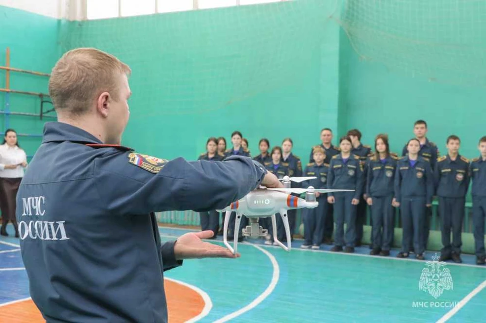 Кадеты в Хакасии провели урок с дронами вместо учебников