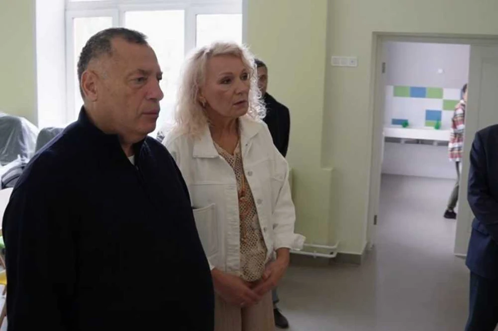 Юрий Швыткин проверил ход капитальных ремонтов красноярских школ