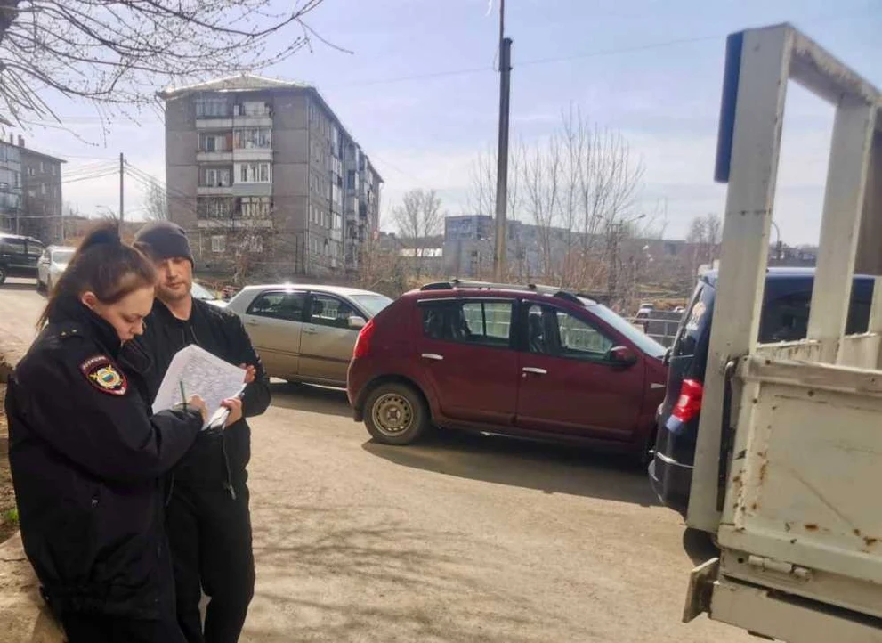 В Красноярске из-за грузовика повредились пять автомобилей