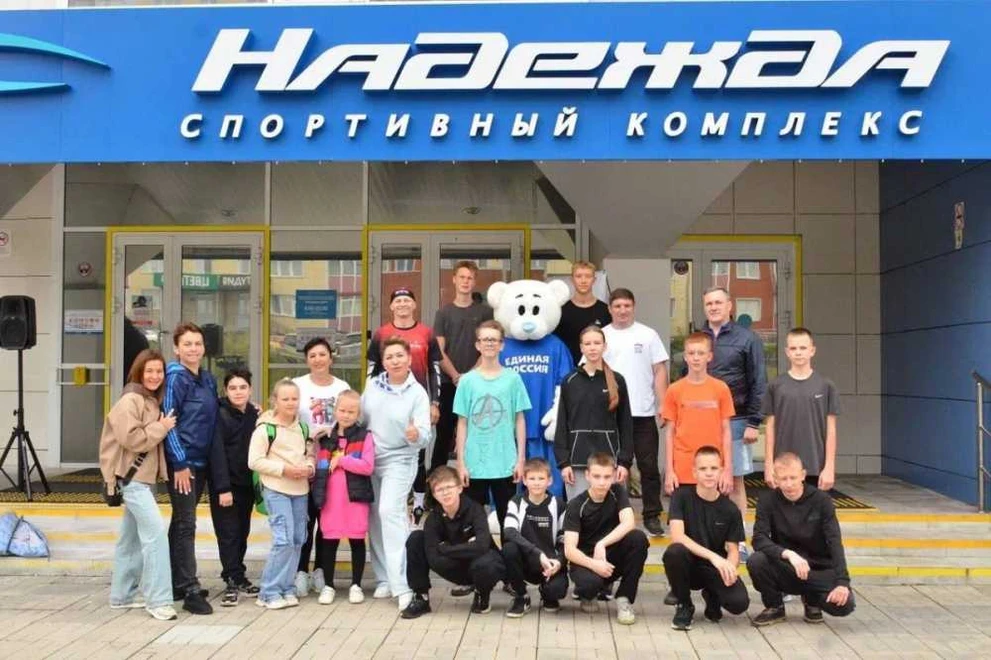В Сосновоборске активисты партии организовали Всероссийскую соседскую зарядку