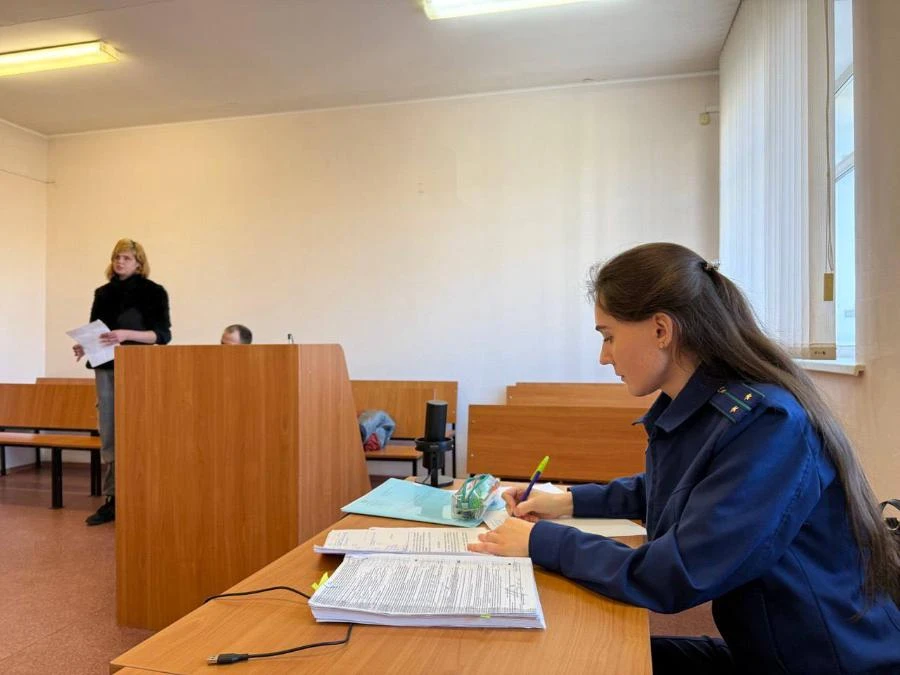 В Омске 4 года лишения свободы получила мать, истязавшая ребёнка