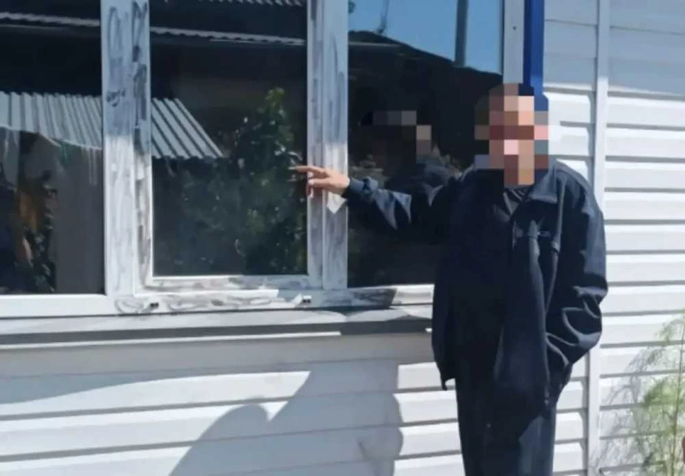 В Хакасии раскрыли кражу украшений и алкоголя из частного дома