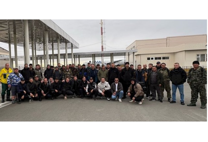 Более 100 лесных огнеборцев из Красноярского края помогут тушить пожары на Ямале