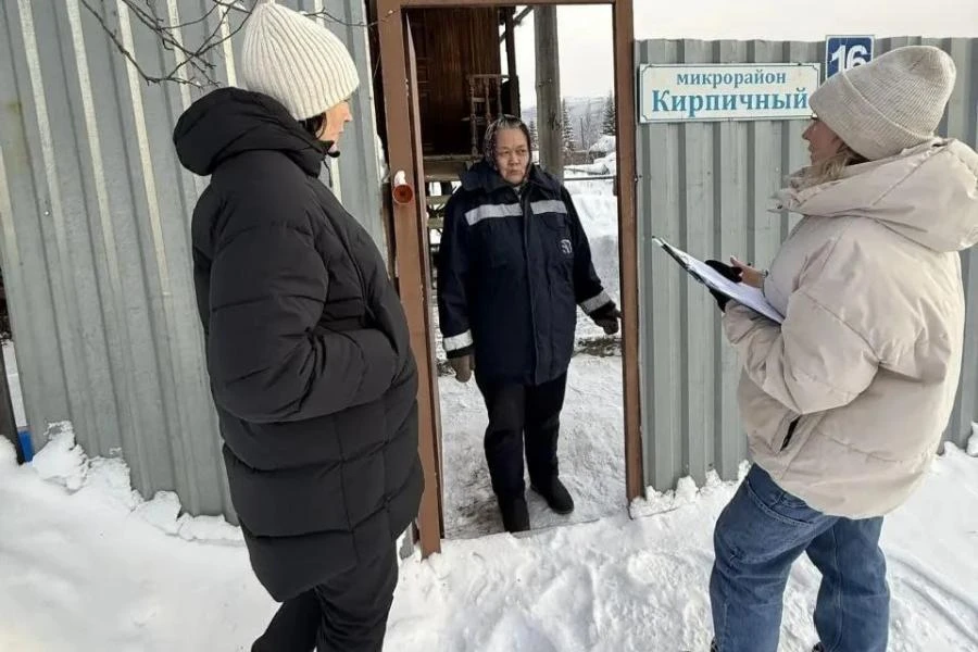 В Бодайбо Иркутской области инспекторы Госжилстройнадзора мониторят ход устранения последствий коммунальной аварии