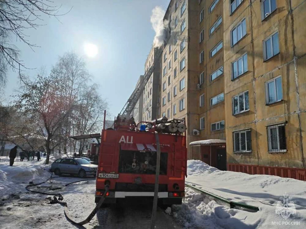 На пожаре в Барнауле погибли два человека