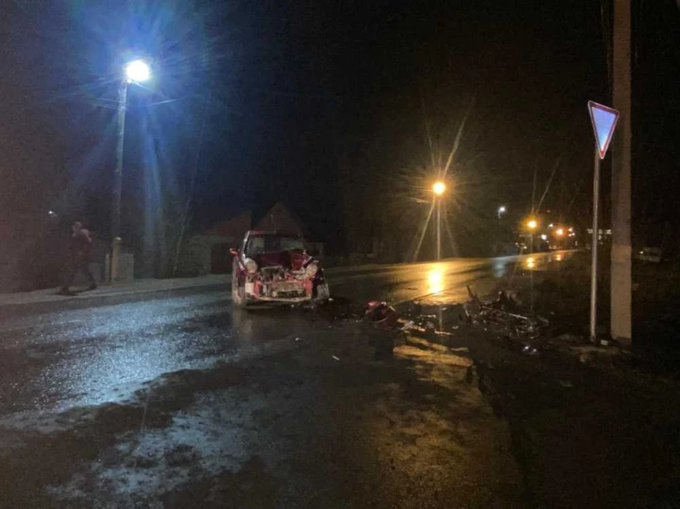 В Горно-Алтайске произошло ДТП с участием автомобиля и мотоцикла
