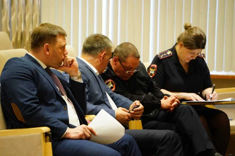 Перед каникулами в Красноярске прошло заседание по безопасности дорожного движения 