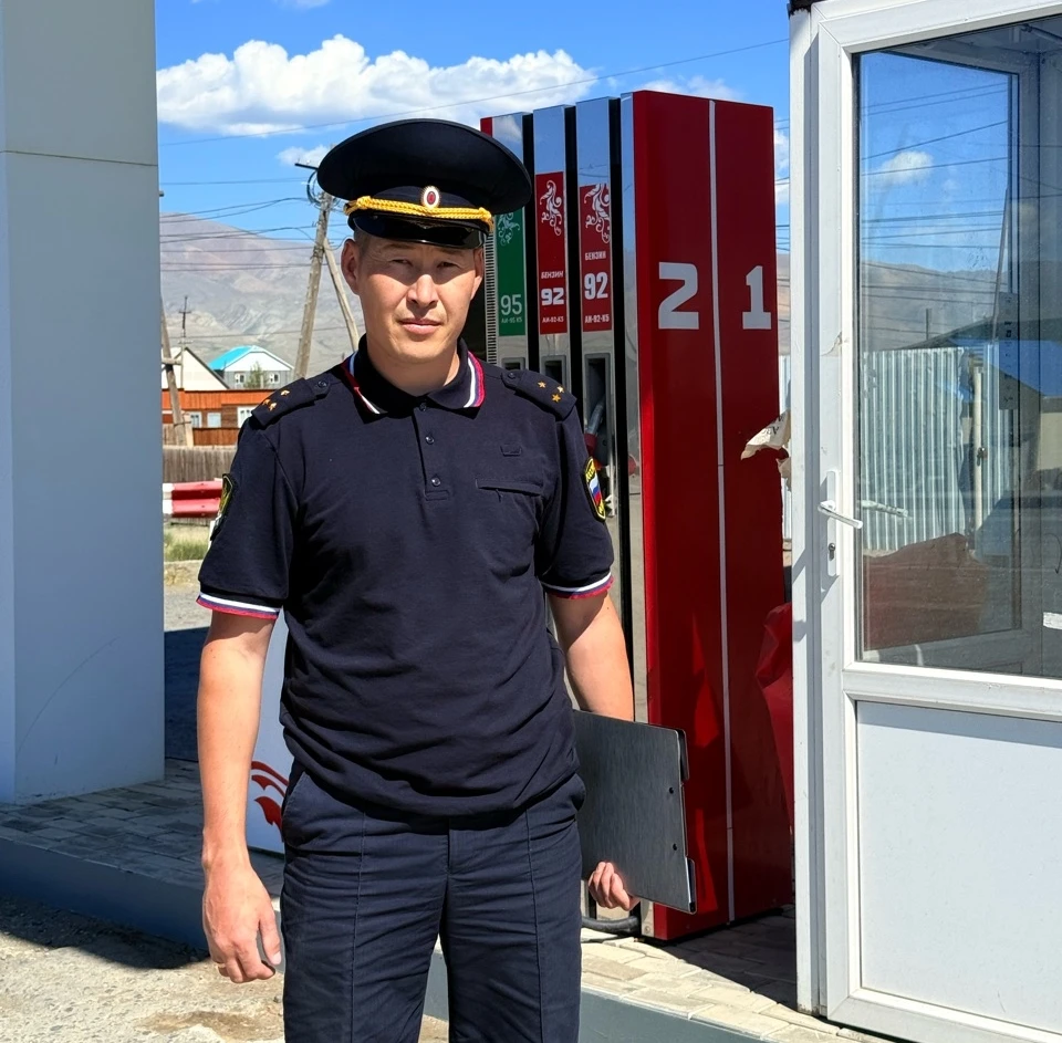 На Алтае приставы должника нашли совсем случайно 