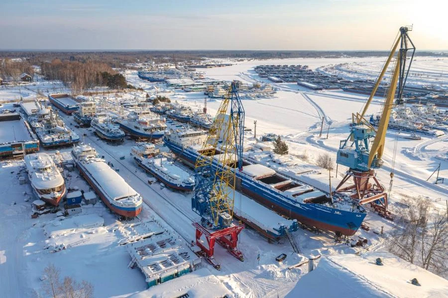 Почти в полтора раза увеличило вложения в ремонт флота Енисейское речное пароходство
