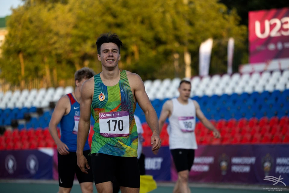 Красноярский легкоатлет занял второе место на чемпионате страны 