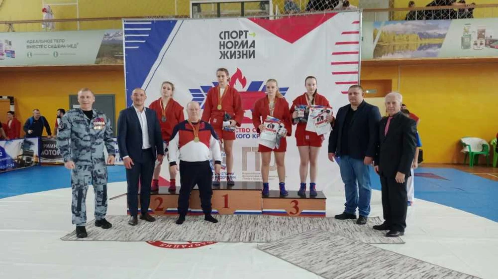 Томские самбисты привезли медали с всероссийских соревнований