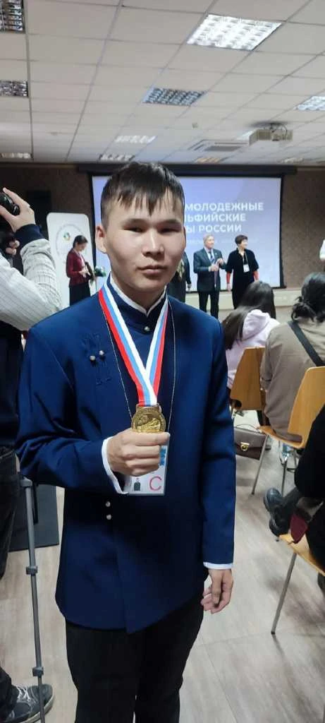 Ай-Мерген Ооржак M-qguR71Zke-nu-cSZMWcWfozrlEOp8IsnEHPTzeq_UwMIhwZCsXptpHcAUd0kKttdijjOEdKz8_Gd60n0mKpyWU.jpg