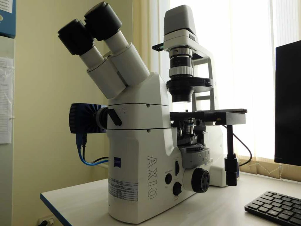 микроскоп Carl Zeiss Ax10 DSCN0827.JPG