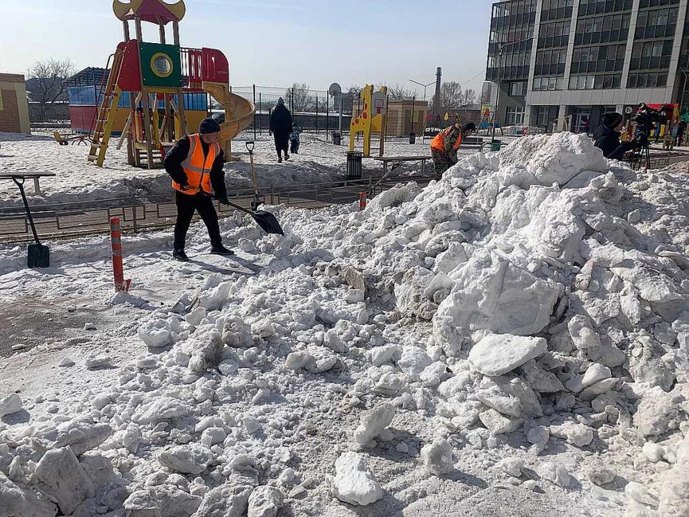 уборка дворов_Советский (2).jpg
