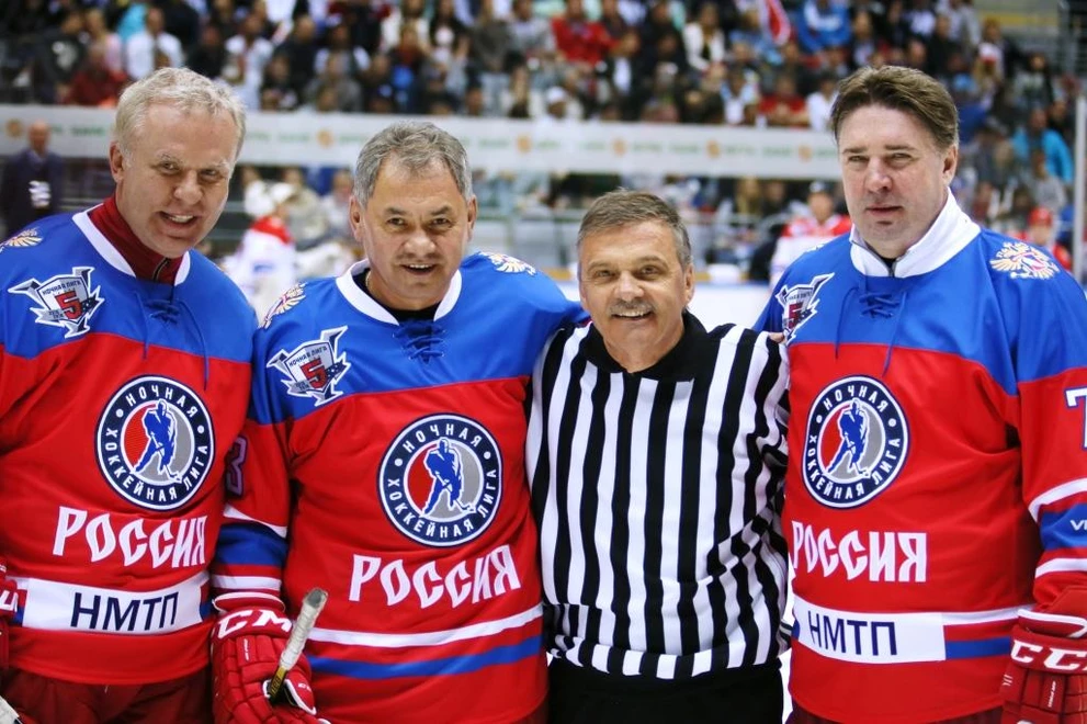 Звезды на льду BOTA2157.JPG