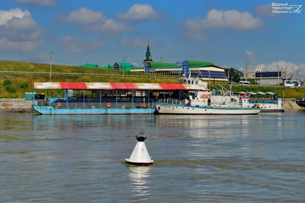 Барракуда-1 с баржей до аварии (fleetphoto.ru) 168318.jpg