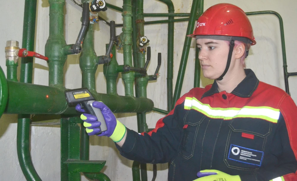 Проверка теплового узла специалистом СГК 27e9d1eec85f4f9b51ec395a86ef1a4d.jpg