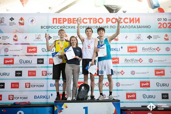 02.jpg
