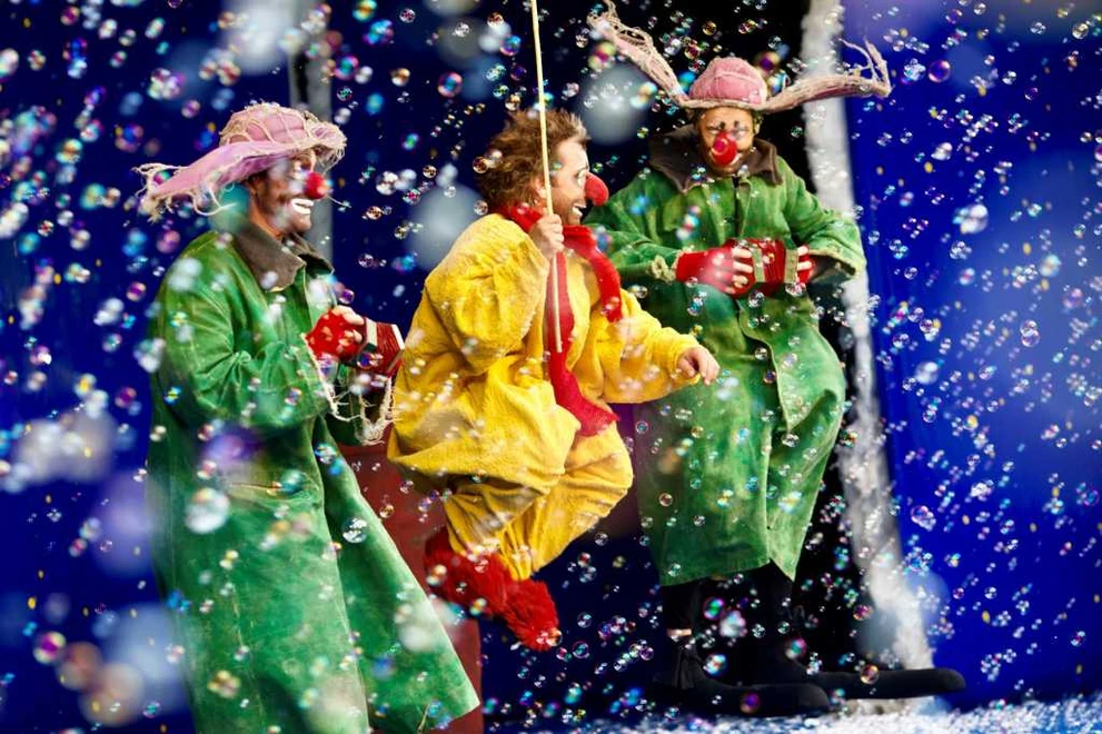 SLAVASNOWSHOW.RU Snowshow Moulin Jaune Anastasia Rufin Blue Canary.jpeg