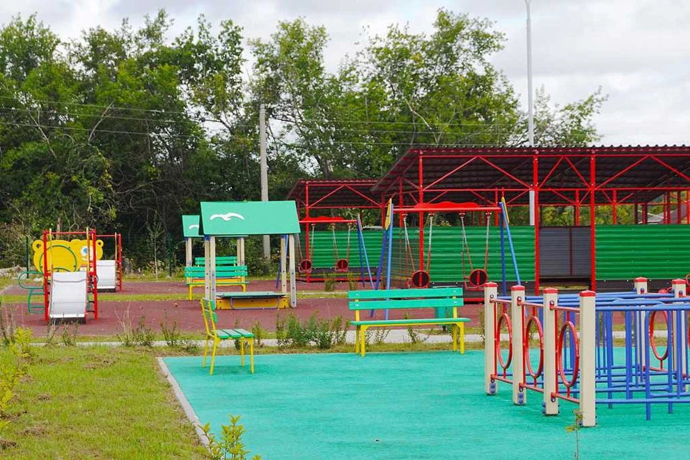 Детская площадка o-50590.jpg