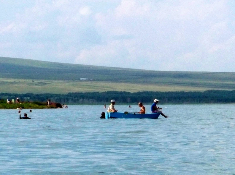 Жарким летом людей тянет к воде 100_9564_exposure_новый размер.JPG